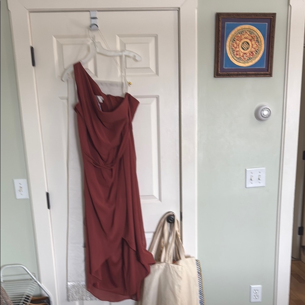 Elegant One-Shoulder Dress